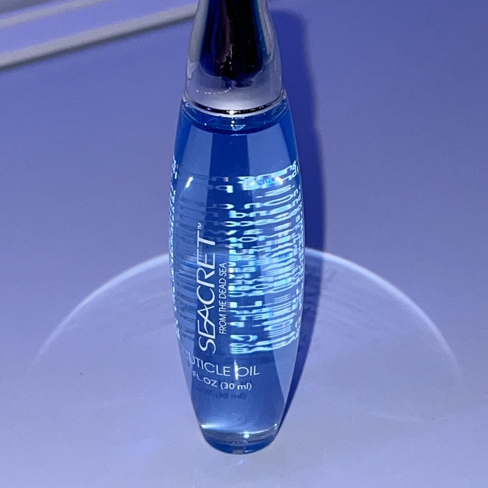 Blue Cuticle Oil